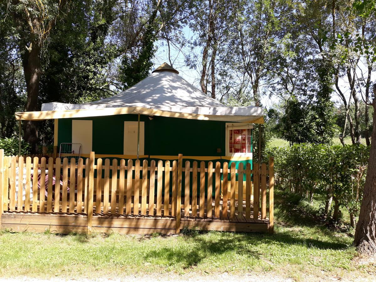 Camping Le Pre Saint-Andre Souvignargues Екстериор снимка